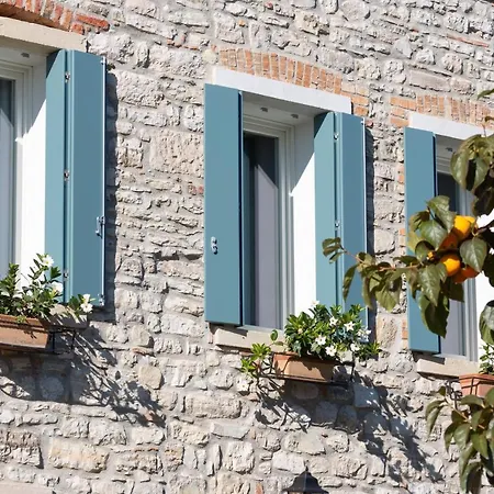 Casa Oltraval Bed and breakfast