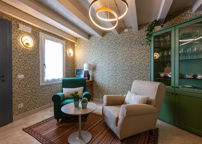 Casa Oltraval Bed and breakfast 3*