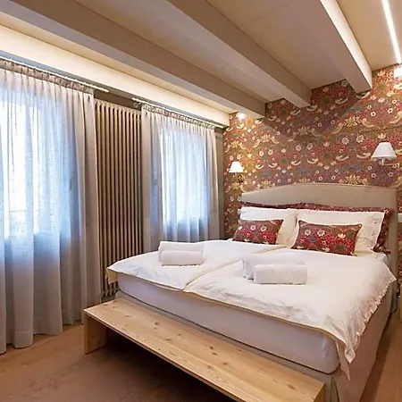 Casa Oltraval Alojamento de Acomodação e Pequeno-almoço
