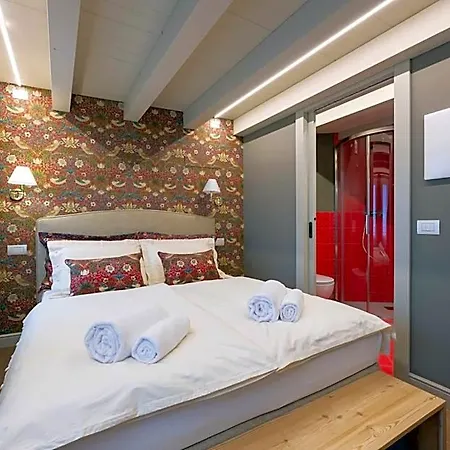 Alojamento de Acomodação e Pequeno-almoço Casa Oltraval 3*