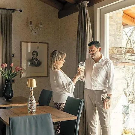Casa Oltraval 3*